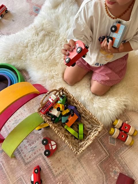 Synthetic home goods versus natural fibers