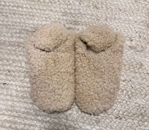 THE EVERYDAY SLIP-ON: (TAN) - Size 8