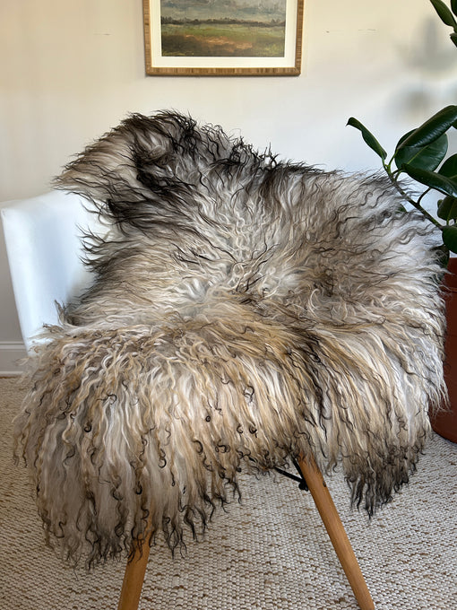 Exclusive Beige Grey Greenland Sheepskin