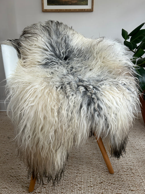 Grey and White Greenland Sheepskin