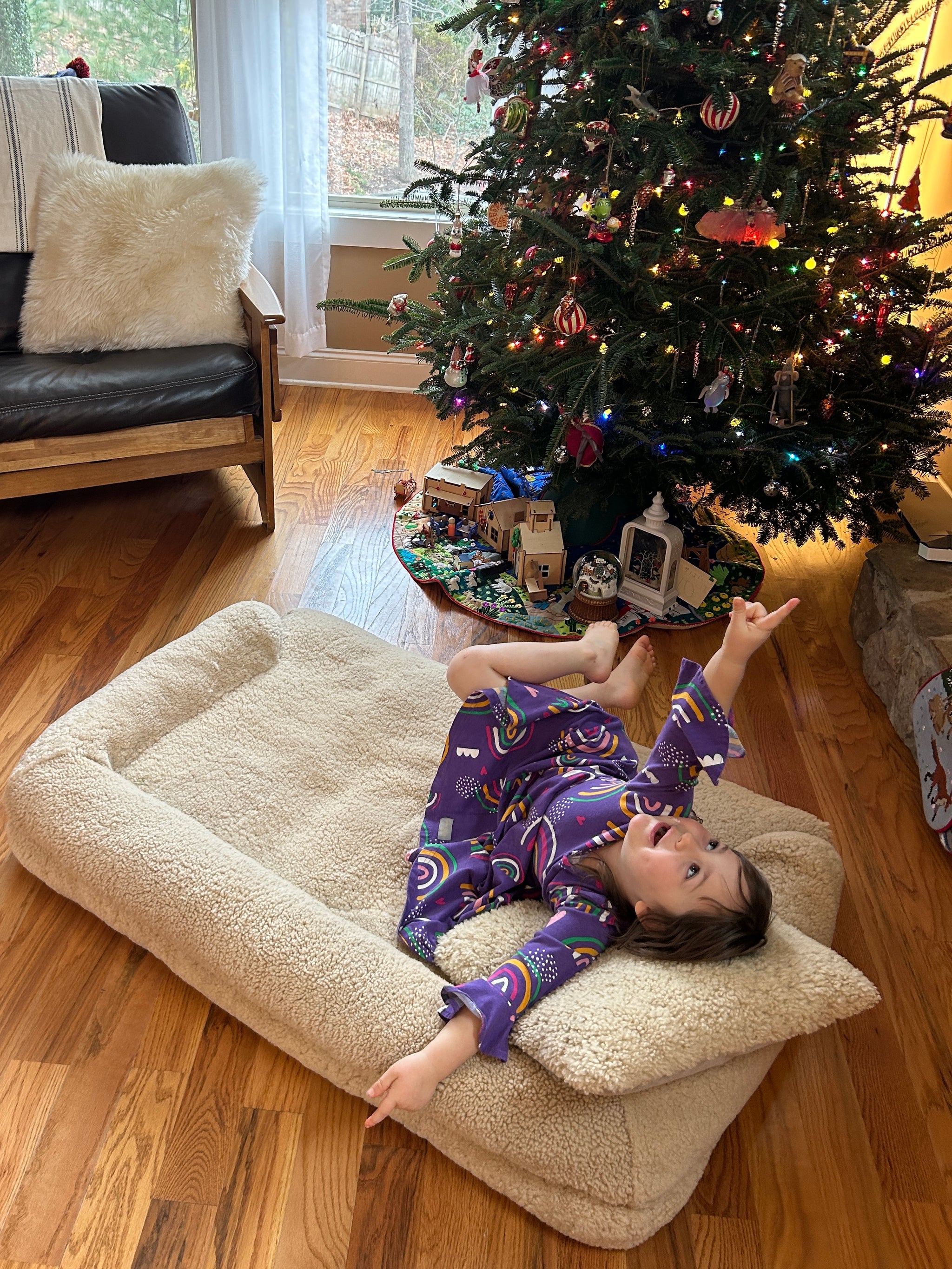 The East Perry Lounger