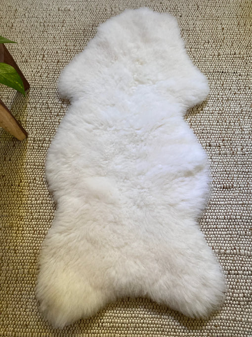 Small white nursery pelt