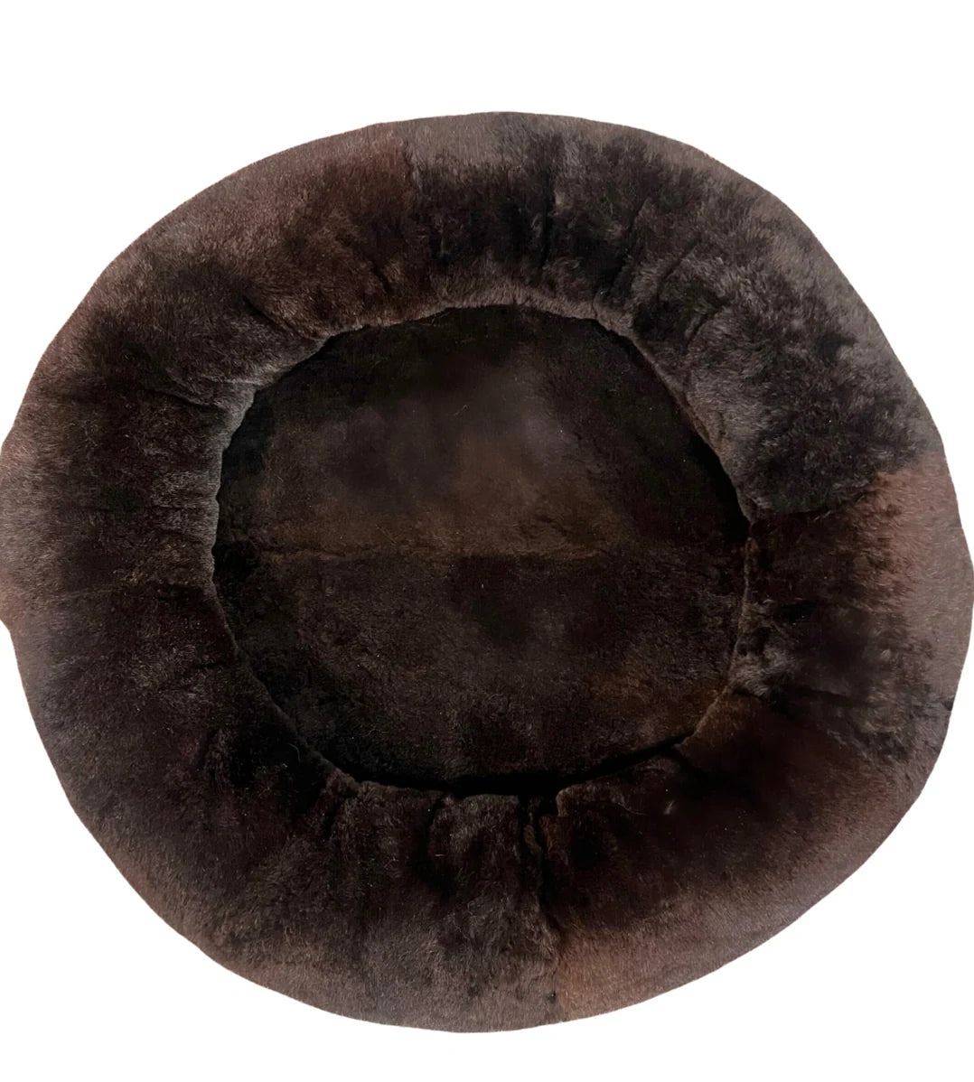 Snugly short fur sheepskin dog bed