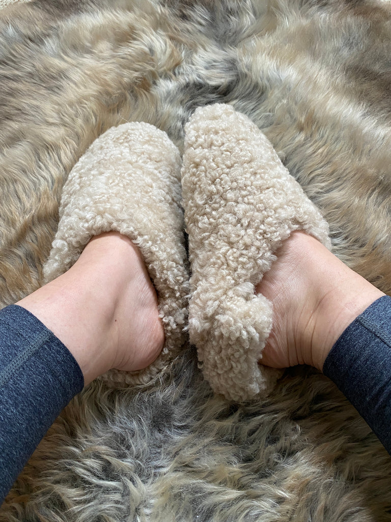 Close-up of the everyday slip on shearling sheepskin
