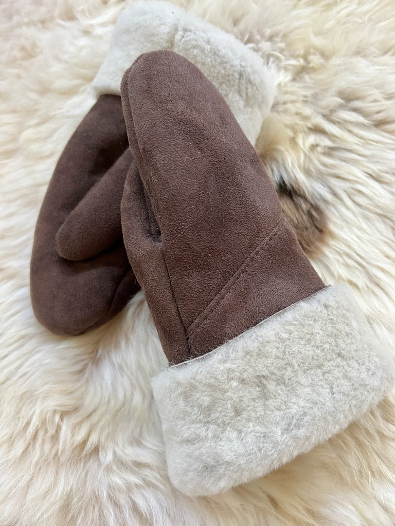 Pair of the haven sheepskin mitten in walnut