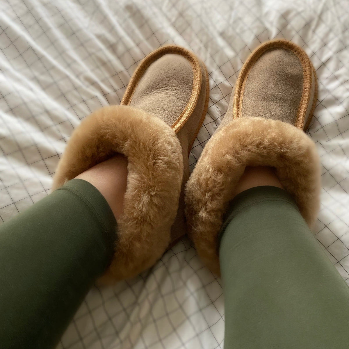 Crop slippers hot sale